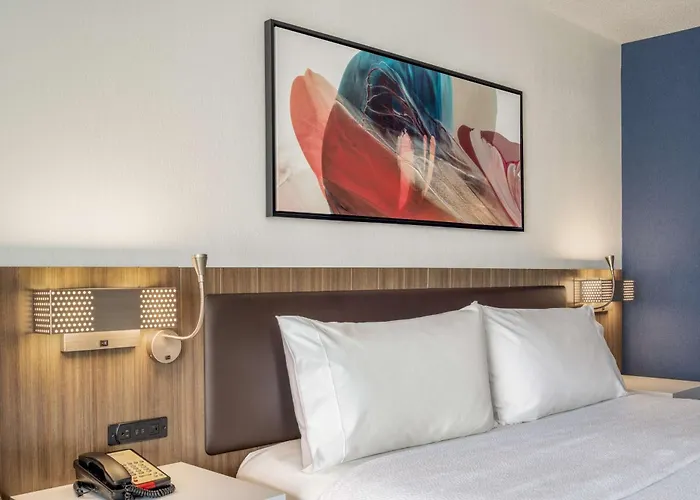 Hotel Hilton Garden 3*