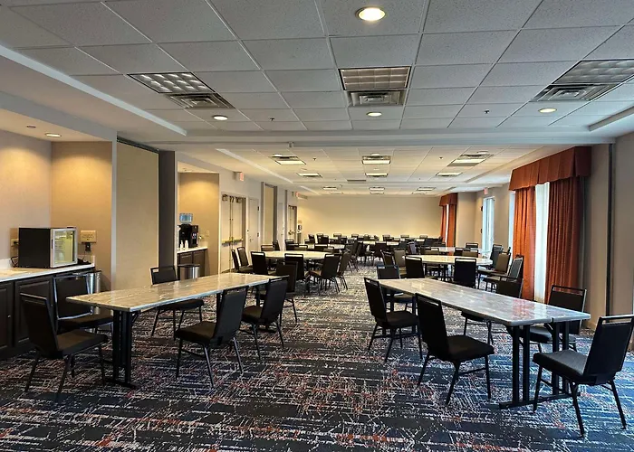 Hotel Hilton Garden 3*