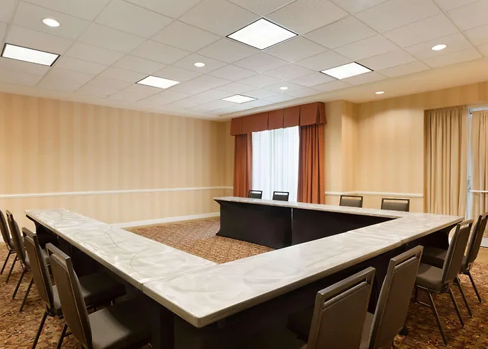 Hilton Garden Hotel Oakbrook Terrace
