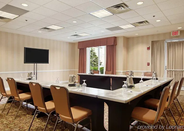 Hilton Garden Oakbrook Terrace